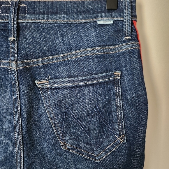 MOTHER | Insider Crop Step Fray Denim Jeans in Speed Racer - Size 25 - Picture 11 of 16